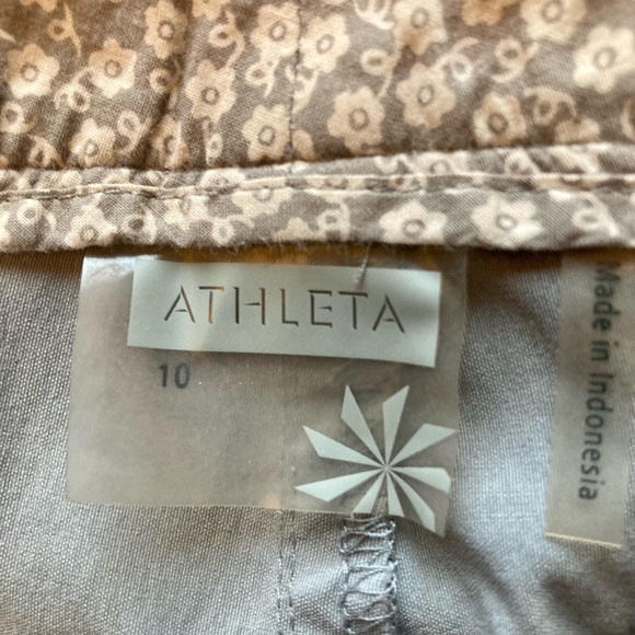 ATHLETA Quick Dry go anywhere shorts - Picture 6 of 6